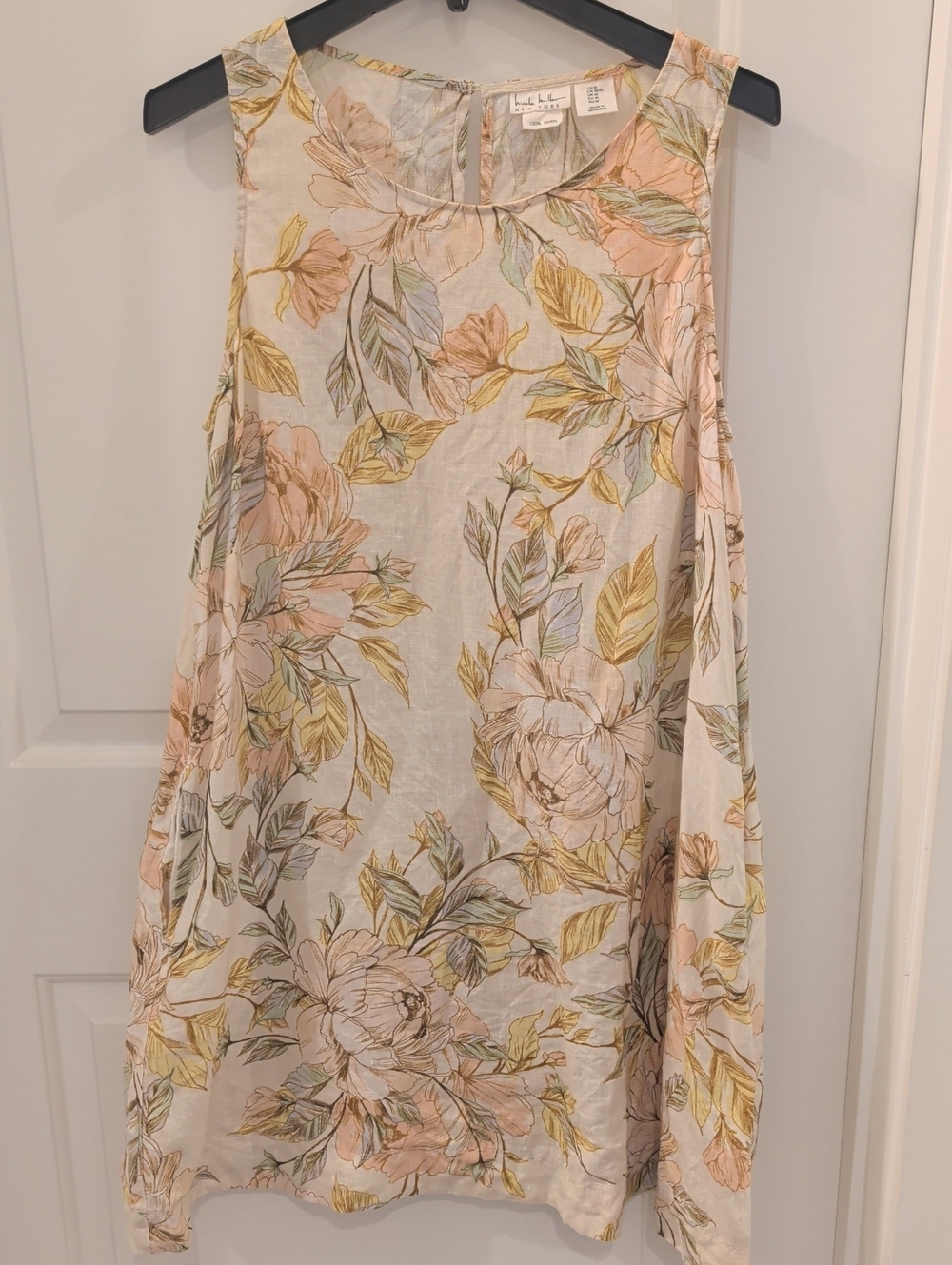 Light Floral Sleeveless Dress - Neutral Peach & Green Nicole miller 100% Linen